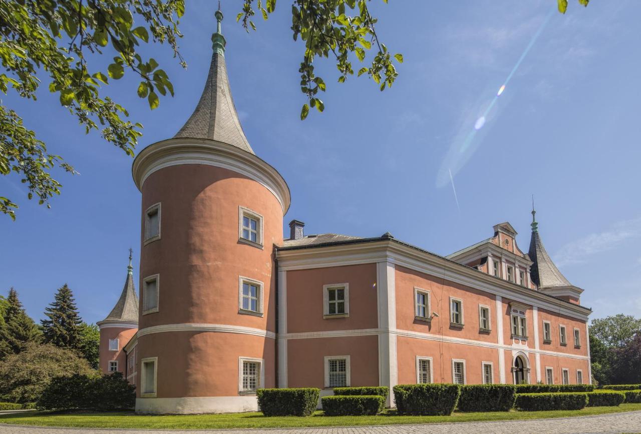 Apartman V Podhuri Krusnych Hor Соколов Экстерьер фото